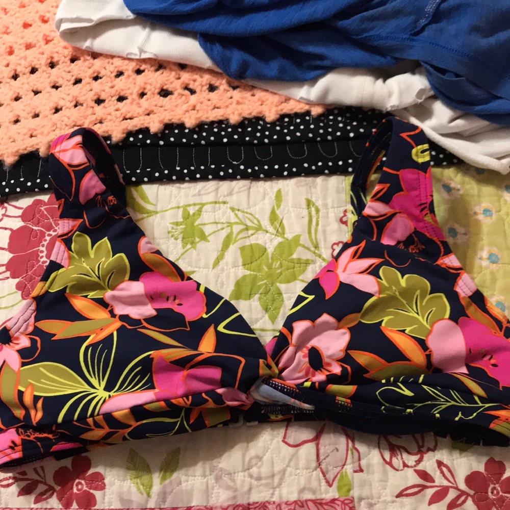 Flower bikini top